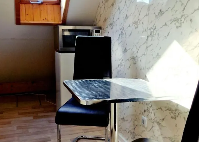 Vendégház Mit 4 Schlafzimmer By Pale Bach